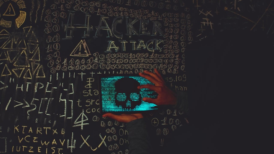 Cyber Security 2025: Threats, Jobs & Safety Tips